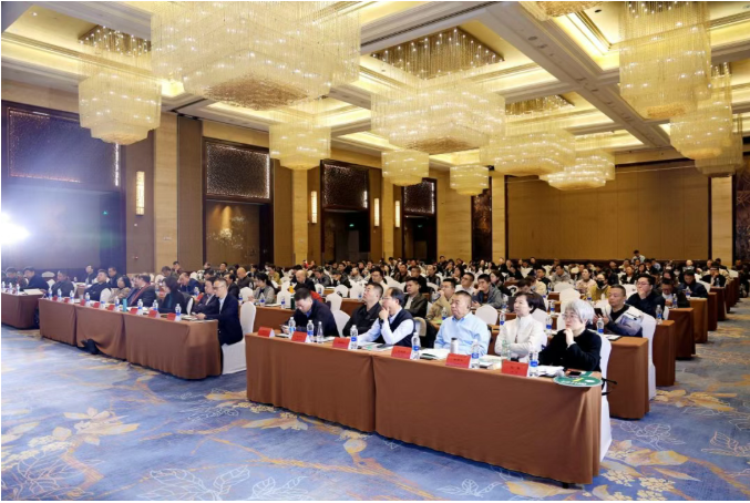 以人为本提高健康性能的好房子——第十六届健康住宅理论与实践国际论坛暨国家住宅科技产业技术创新战略联盟成员大会”成功举办